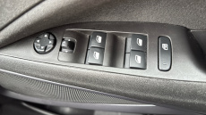 Vauxhall Crossland 1.2 Design 5dr Petrol Hatchback